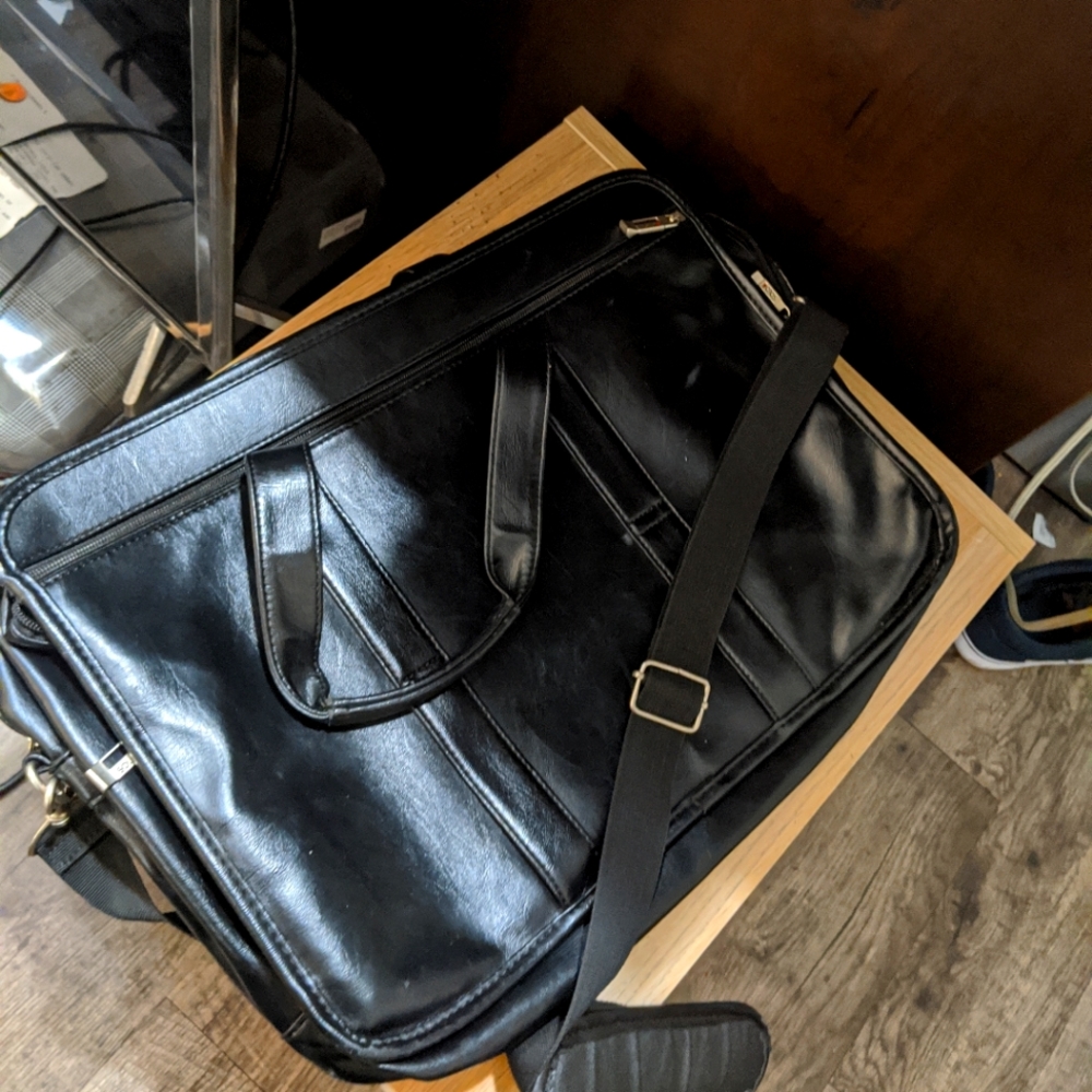 Black Satchel | by solocases.com | high quality bag